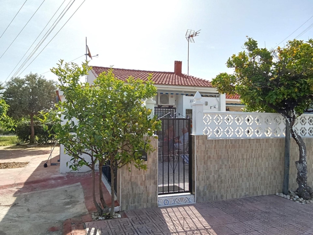 2 Bedroom 1 Bathroom Bungalow in Torrevieja