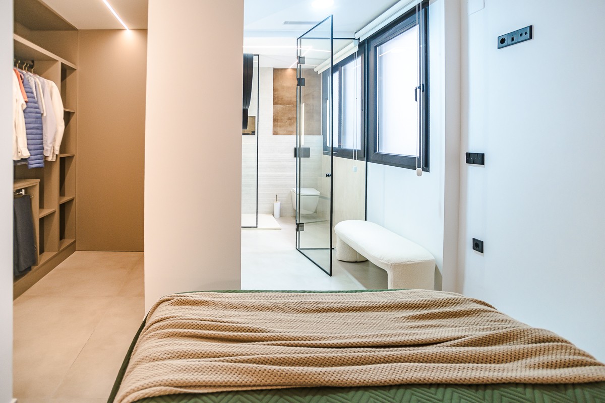 For sale - 3 Bedroom 3 Bathroom Apartment in Torrevieja - Costa Blanca  - Alicante