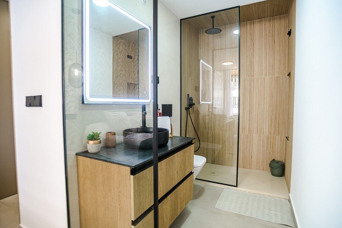 For sale - 3 Bedroom 3 Bathroom Apartment in Torrevieja - Costa Blanca  - Alicante