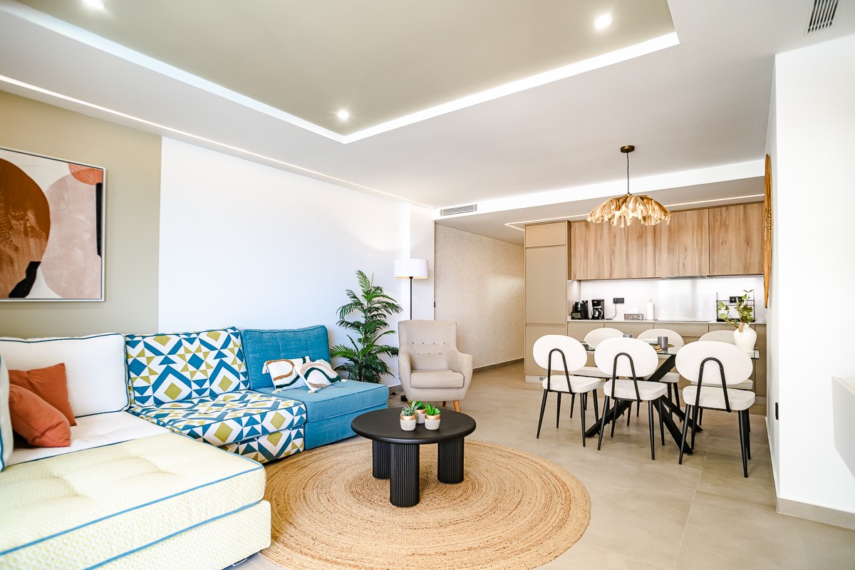 For sale - 3 Bedroom 3 Bathroom Apartment in Torrevieja - Costa Blanca  - Alicante