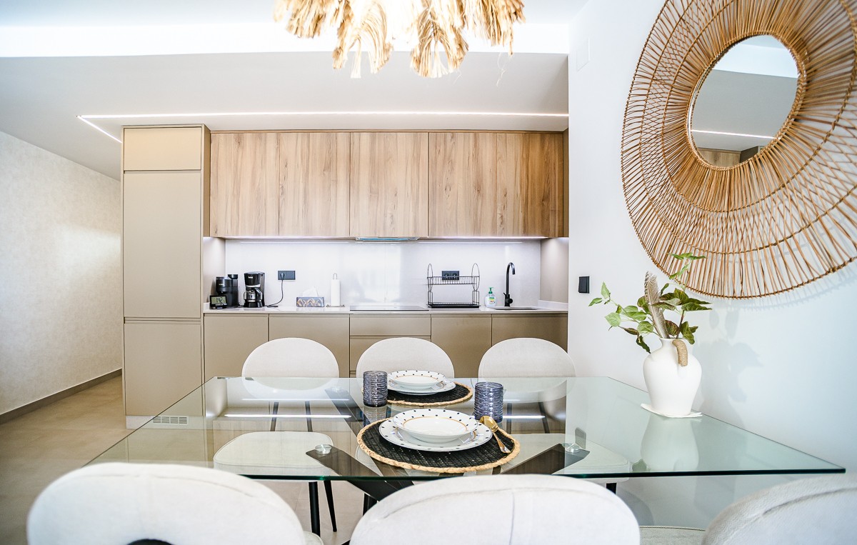 For sale - 3 Bedroom 3 Bathroom Apartment in Torrevieja - Costa Blanca  - Alicante