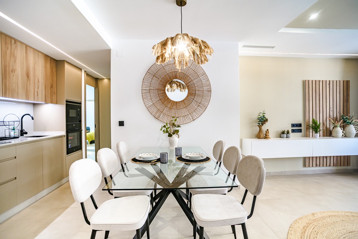For sale - 3 Bedroom 3 Bathroom Apartment in Torrevieja - Costa Blanca  - Alicante