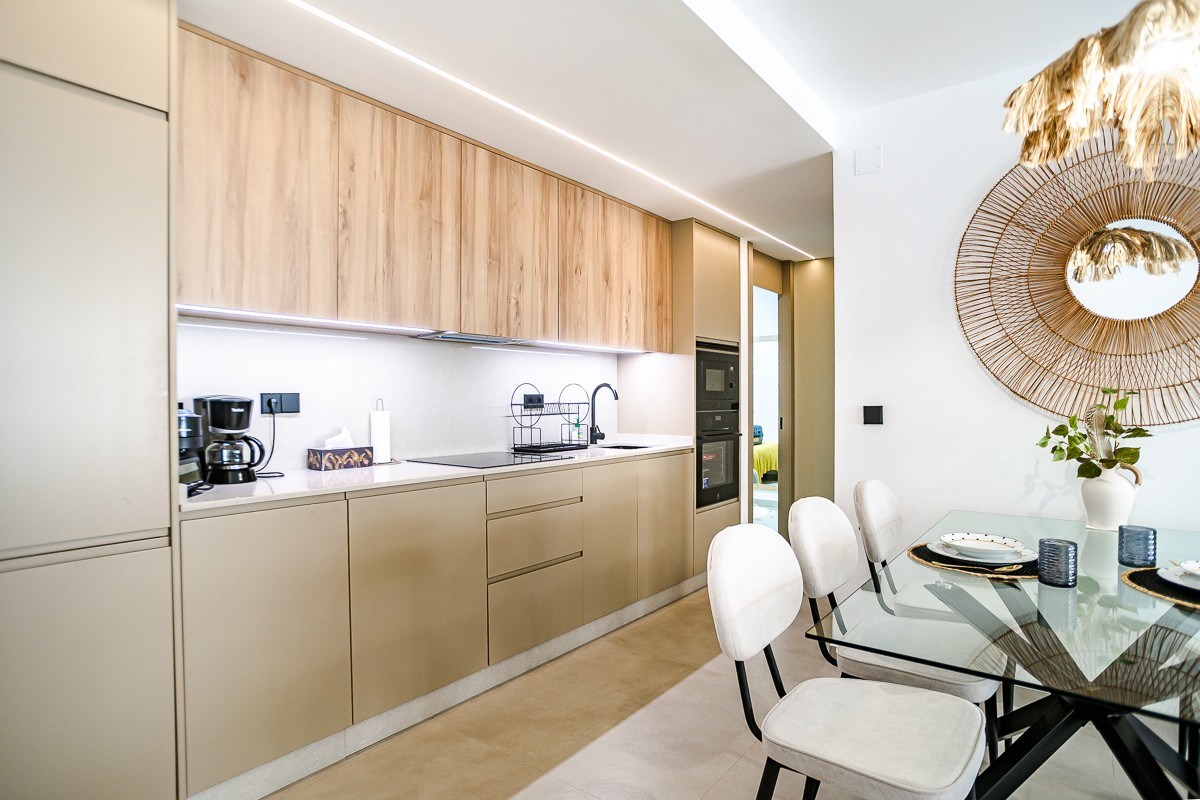 For sale - 3 Bedroom 3 Bathroom Apartment in Torrevieja - Costa Blanca  - Alicante