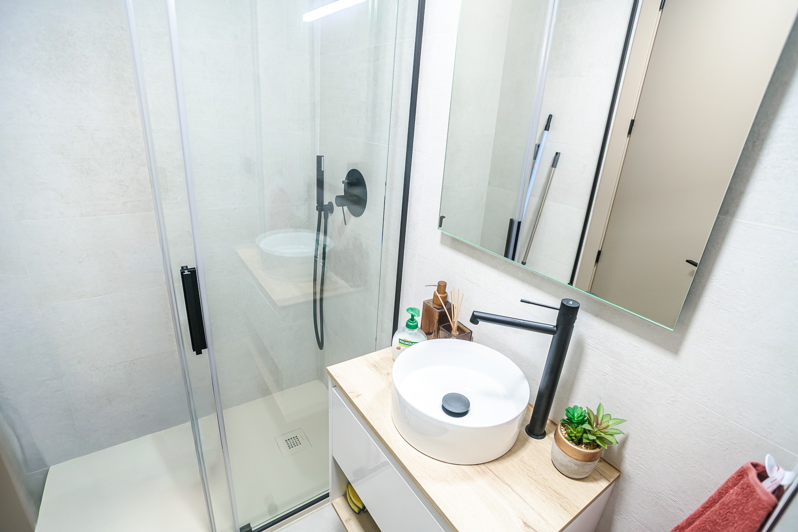 For sale - 3 Bedroom 3 Bathroom Apartment in Torrevieja - Costa Blanca  - Alicante