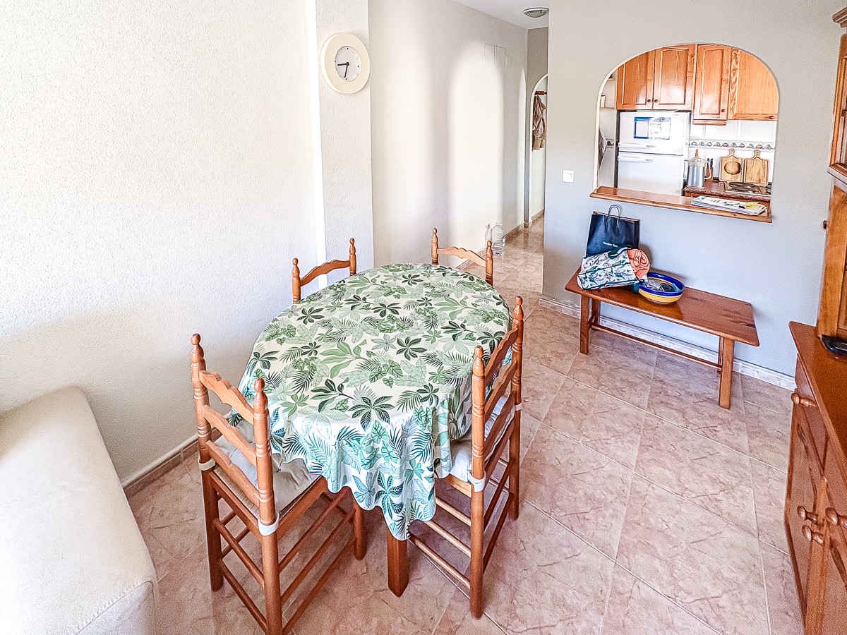 For sale - 2 Bedroom 1 Bathroom Apartment in Torrevieja - Costa Blanca  - Alicante