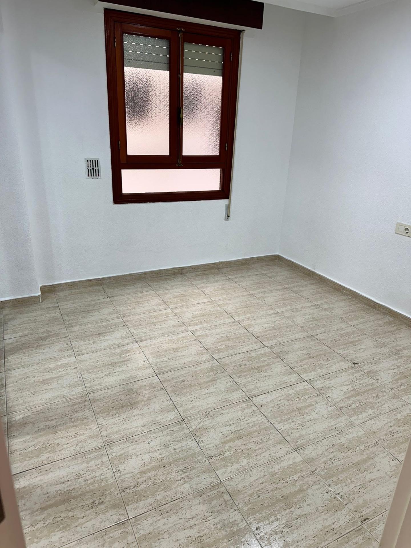 For sale - 3 Bedroom 2 Bathroom Apartment in Torrevieja - El Acequión - Los Náufragos  - Alicante