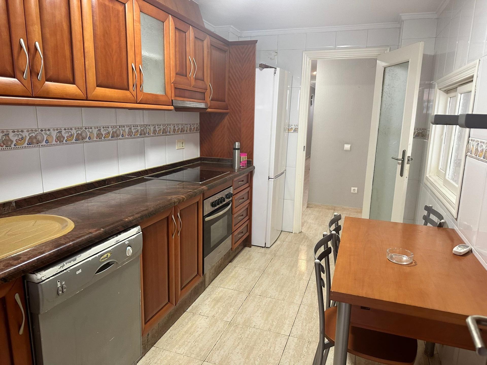 For sale - 3 Bedroom 2 Bathroom Apartment in Torrevieja - El Acequión - Los Náufragos  - Alicante