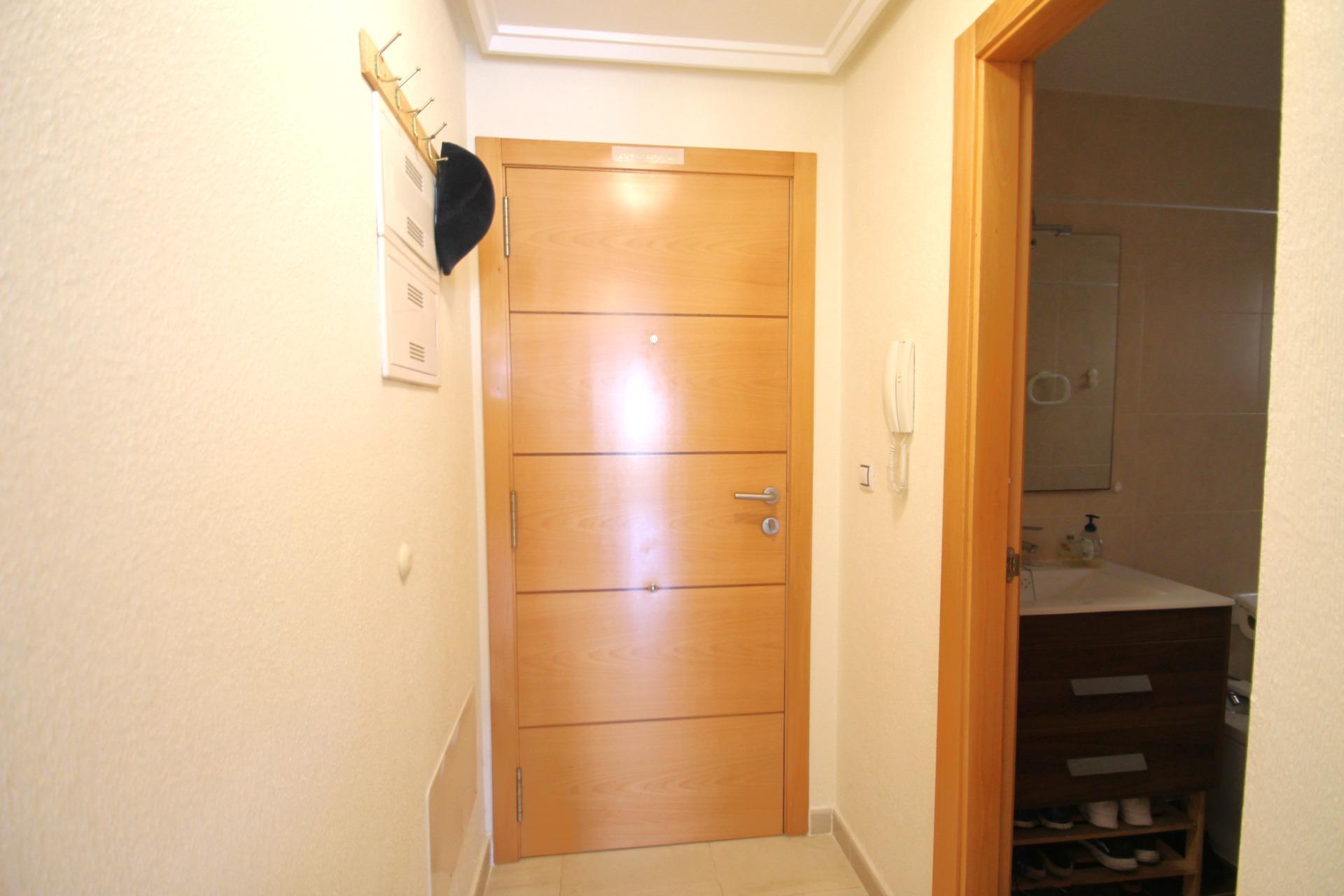 For sale - 2 Bedroom 2 Bathroom Apartment in Torrevieja - El Molino  - Alicante