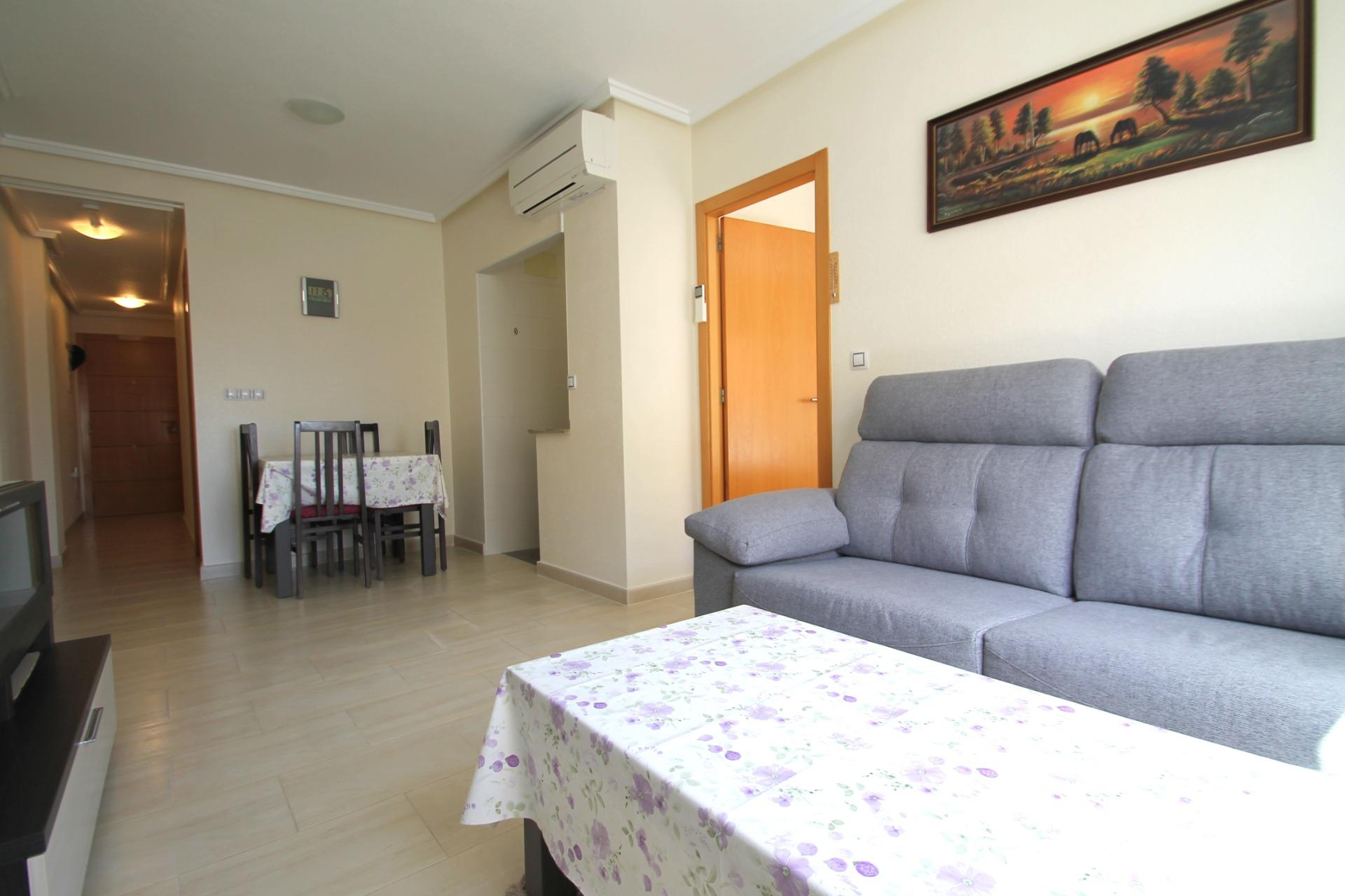 For sale - 2 Bedroom 2 Bathroom Apartment in Torrevieja - El Molino  - Alicante