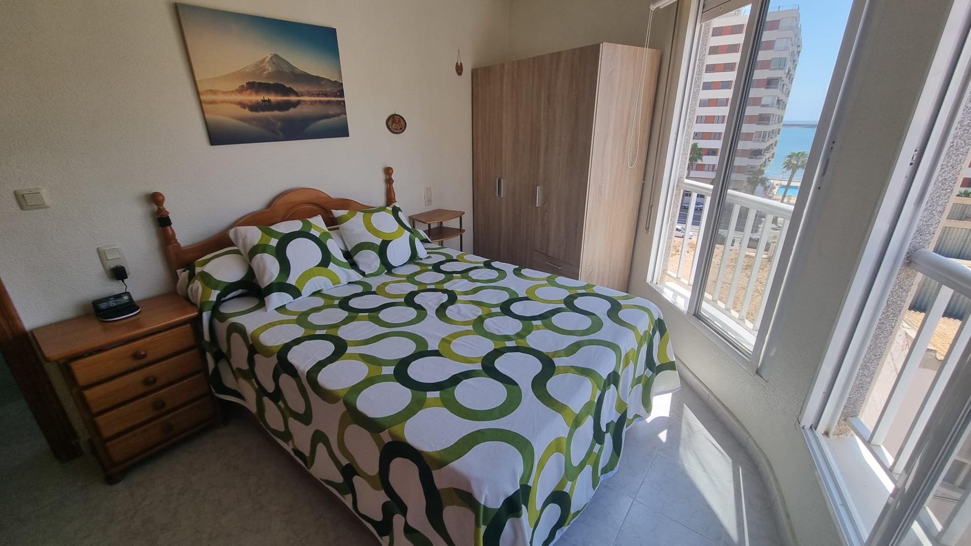 For sale - 2 Bedroom 1 Bathroom Apartment in Torrevieja - Acequion  - Alicante