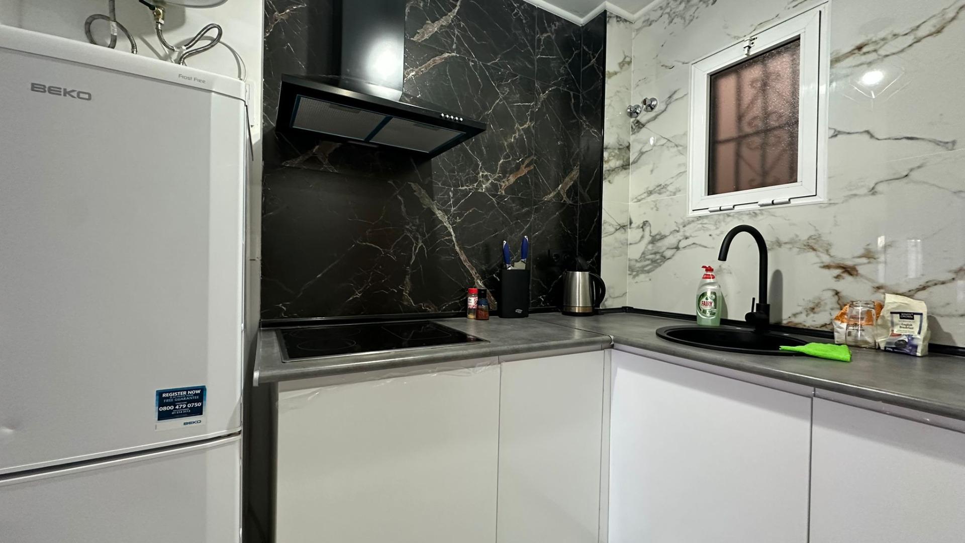For sale - 2 Bedroom 1 Bathroom Apartment in Torrevieja - Torrevieja  - Alicante