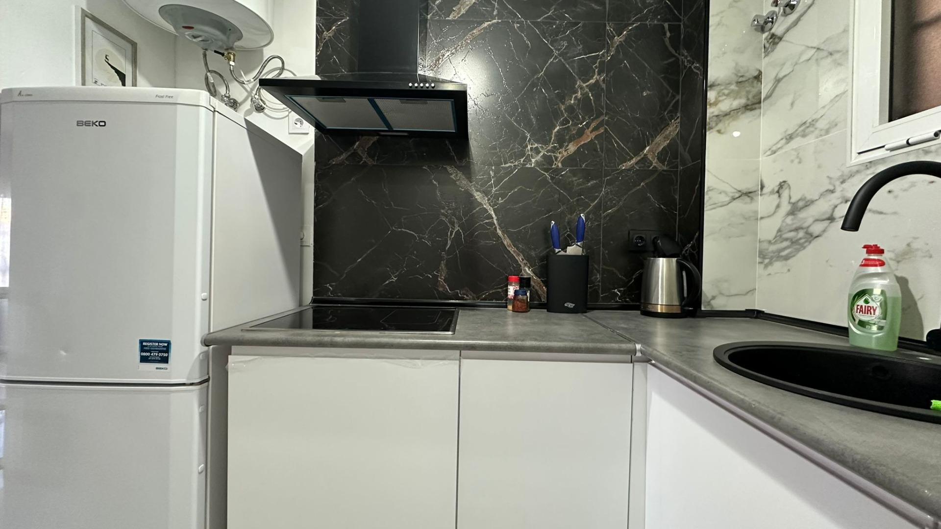 For sale - 2 Bedroom 1 Bathroom Apartment in Torrevieja - Torrevieja  - Alicante
