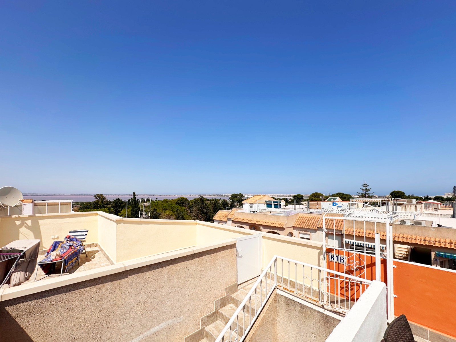 For sale - 2 Bedroom 1 Bathroom Bungalow in Torrevieja - Costa Blanca  - Alicante