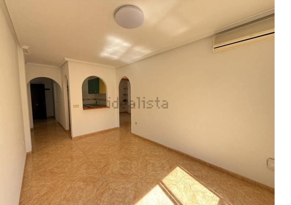 For sale - 2 Bedroom 1 Bathroom Penthouse in Torrevieja - El Molino  - Alicante