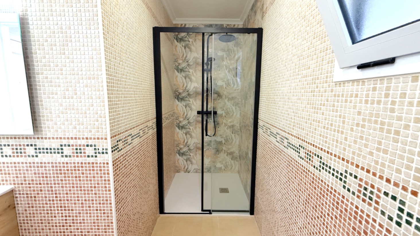 For sale - 2 Bedroom 1 Bathroom Apartment in Torrevieja - Costa Blanca  - Alicante