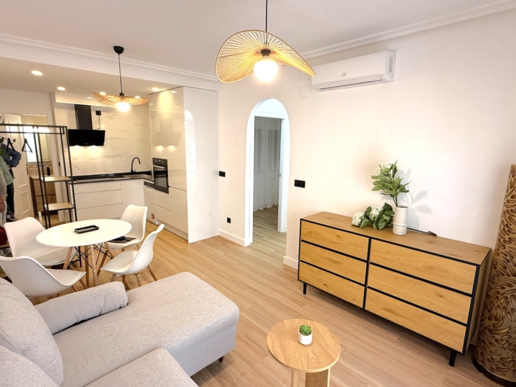 2 Bedroom 1 Bathroom Apartment in Torrevieja