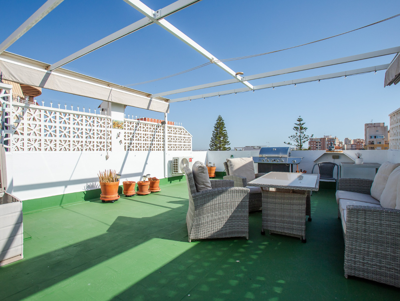 For sale - 2 Bedroom 1 Bathroom Apartment in Torrevieja - Costa Blanca  - Alicante