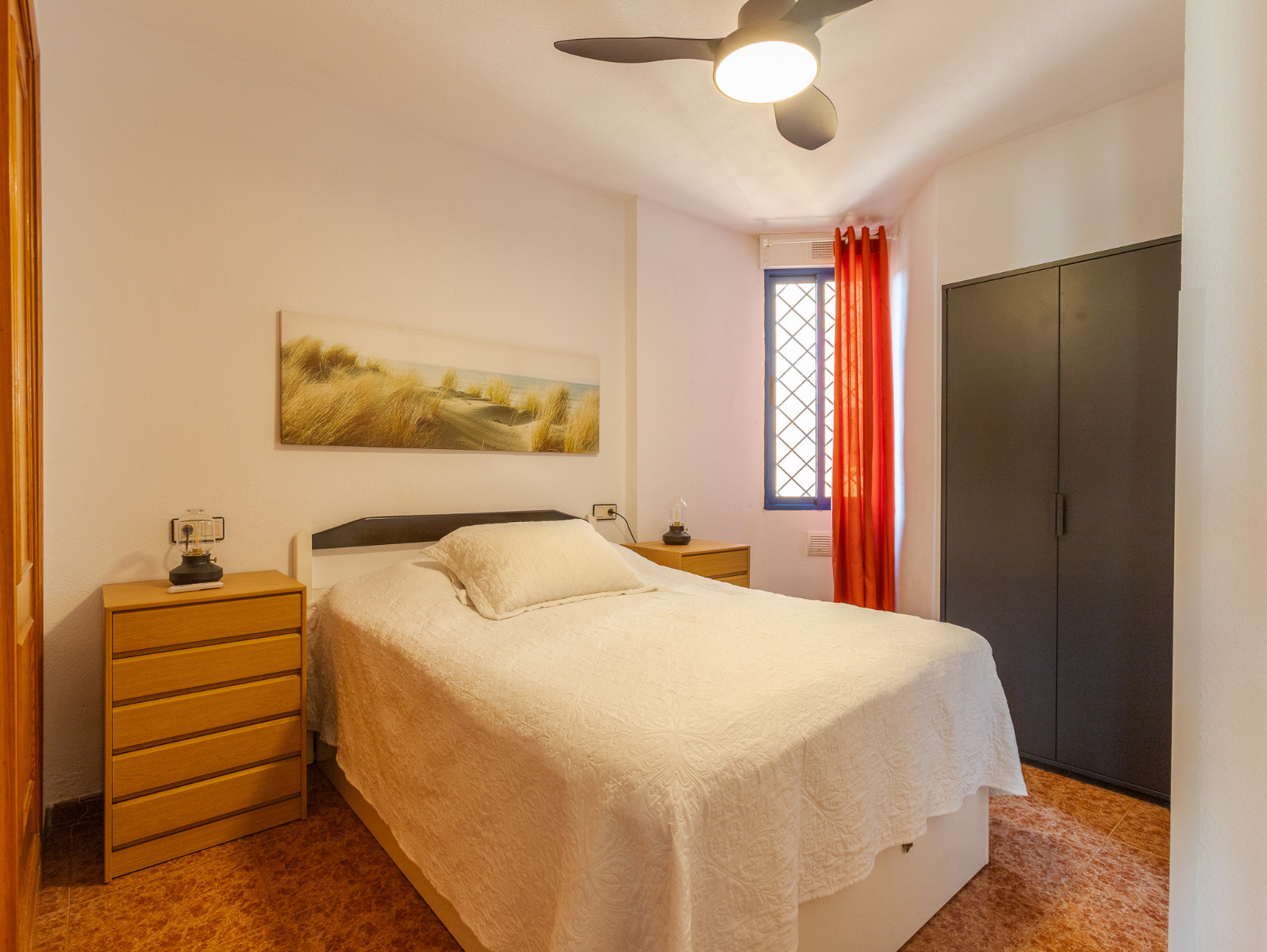 For sale - 2 Bedroom 1 Bathroom Apartment in Torrevieja - Costa Blanca  - Alicante