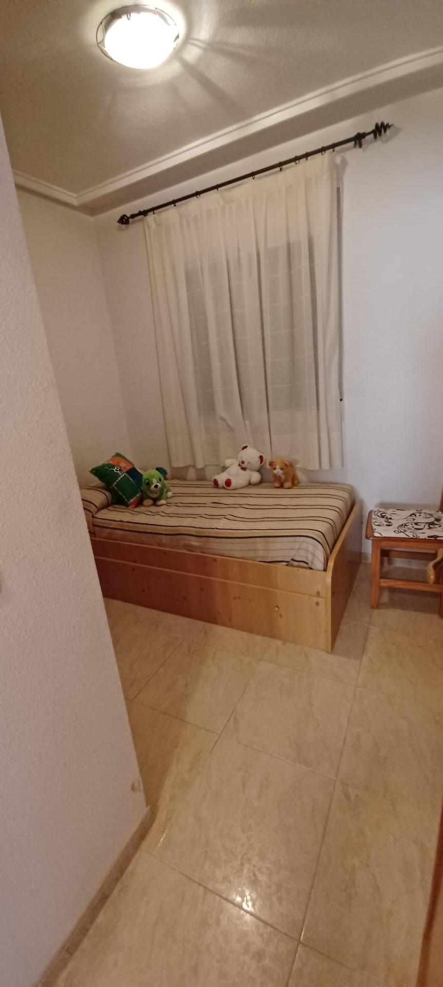 For sale - 3 Bedroom 1 Bathroom Penthouse in Torrevieja - El Molino  - Alicante