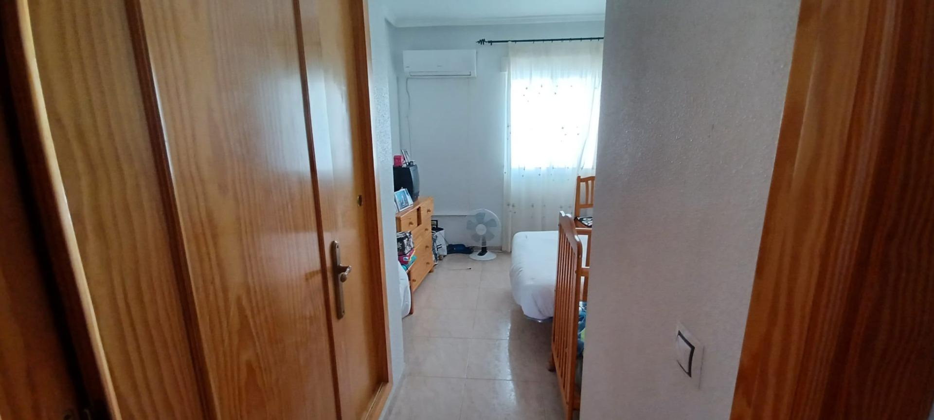For sale - 3 Bedroom 1 Bathroom Penthouse in Torrevieja - El Molino  - Alicante