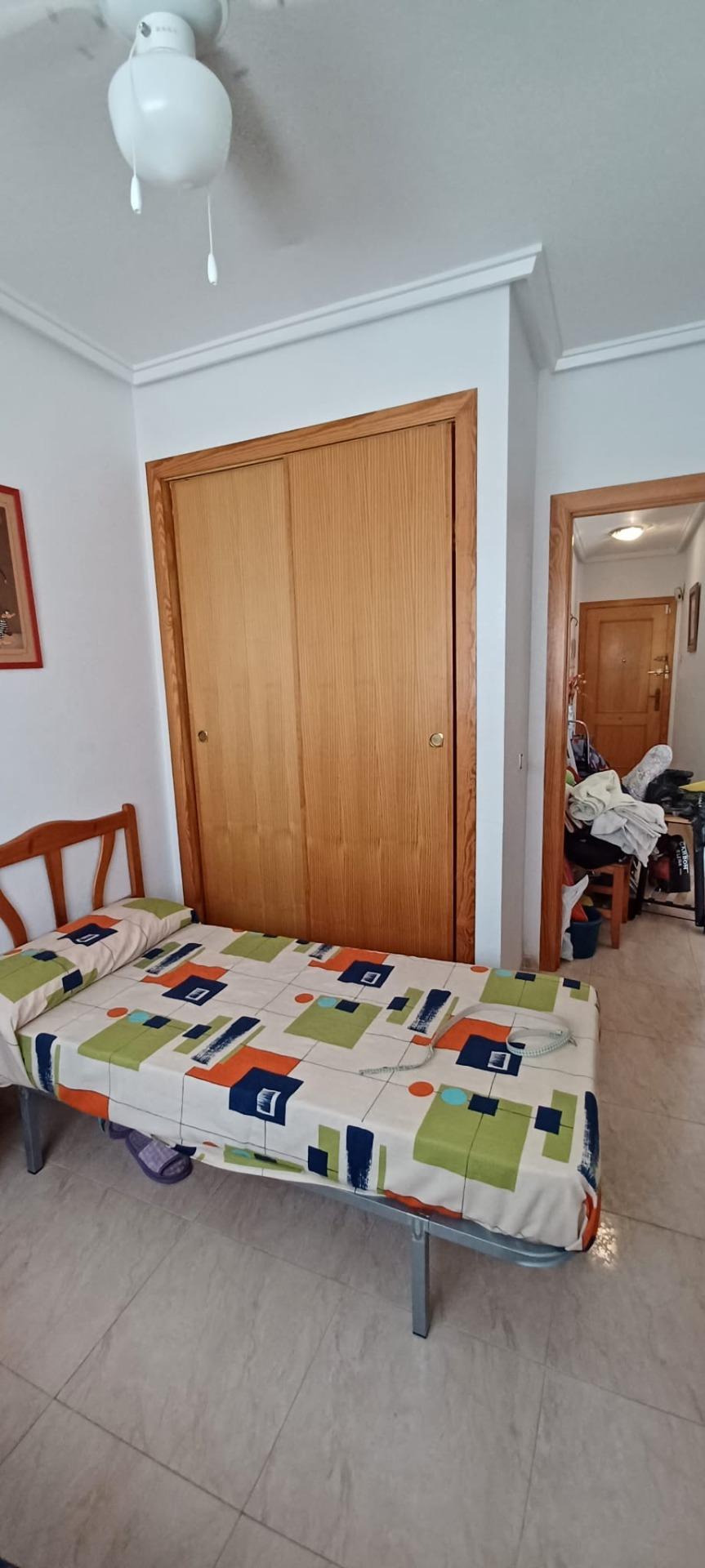 For sale - 3 Bedroom 1 Bathroom Penthouse in Torrevieja - El Molino  - Alicante