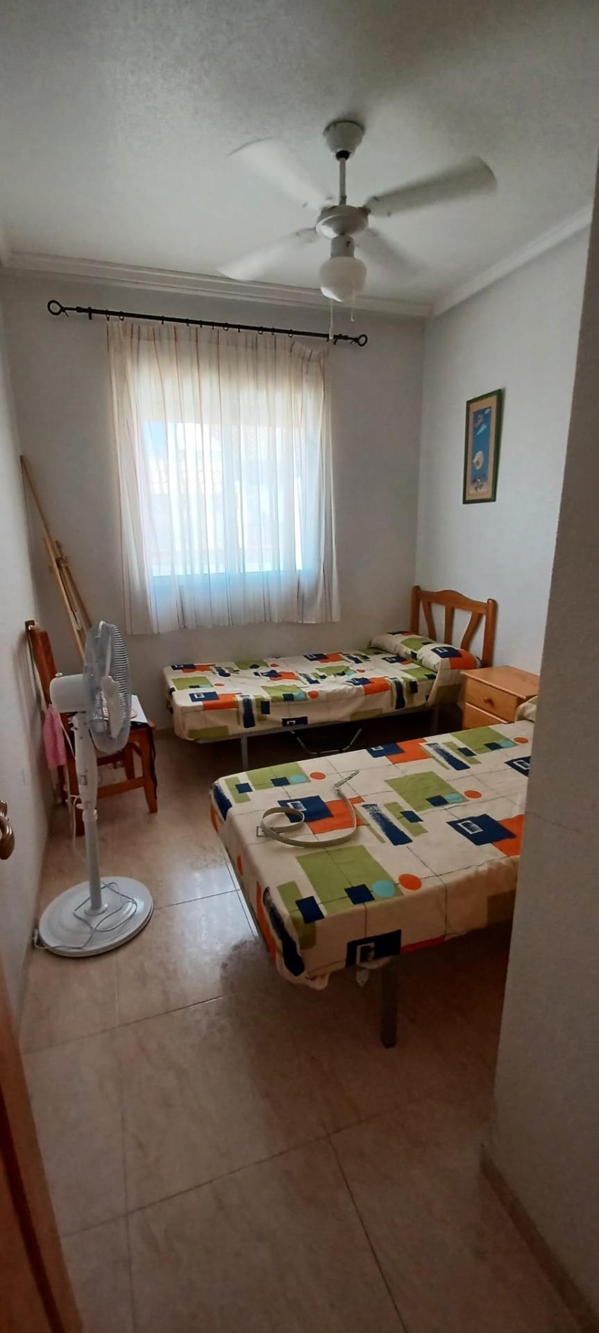 For sale - 3 Bedroom 1 Bathroom Penthouse in Torrevieja - El Molino  - Alicante