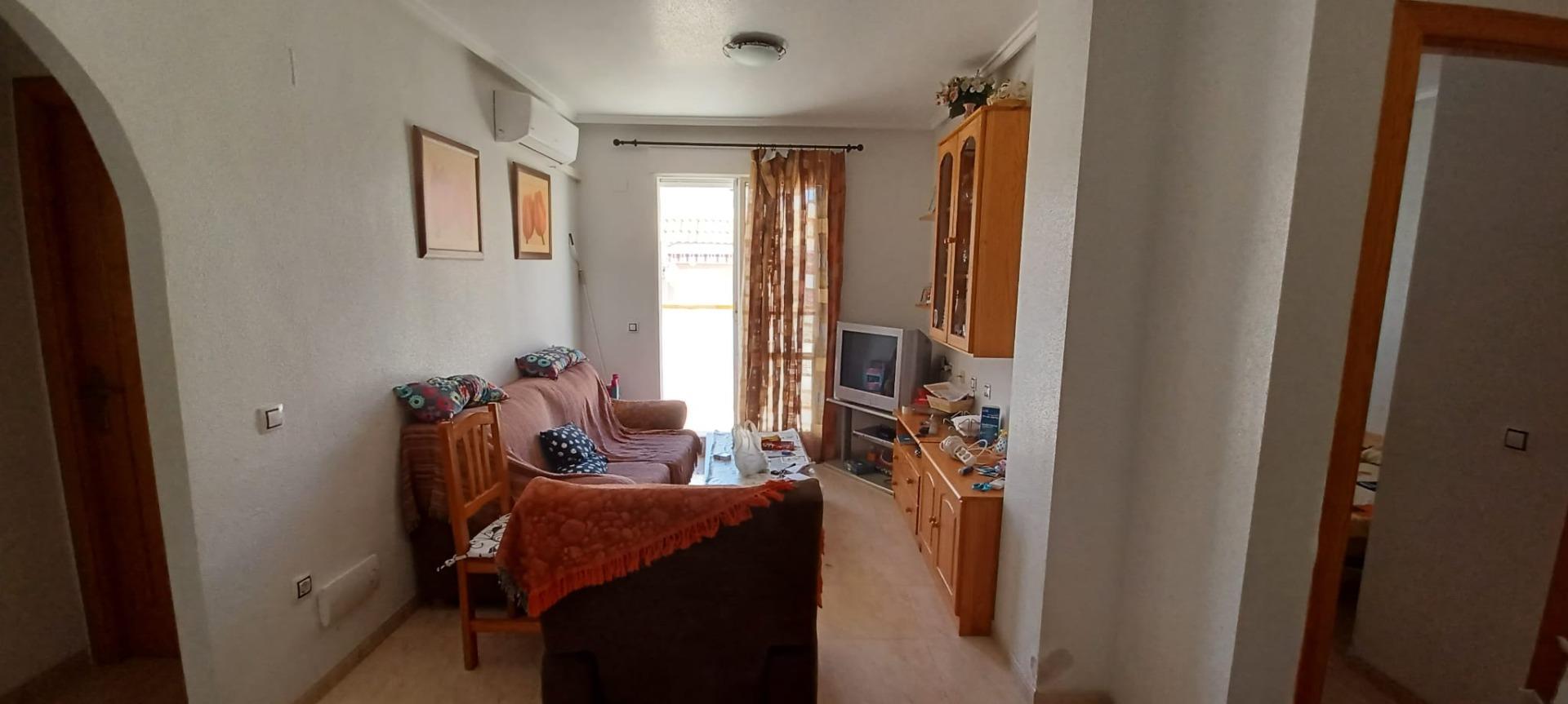 For sale - 3 Bedroom 1 Bathroom Penthouse in Torrevieja - El Molino  - Alicante