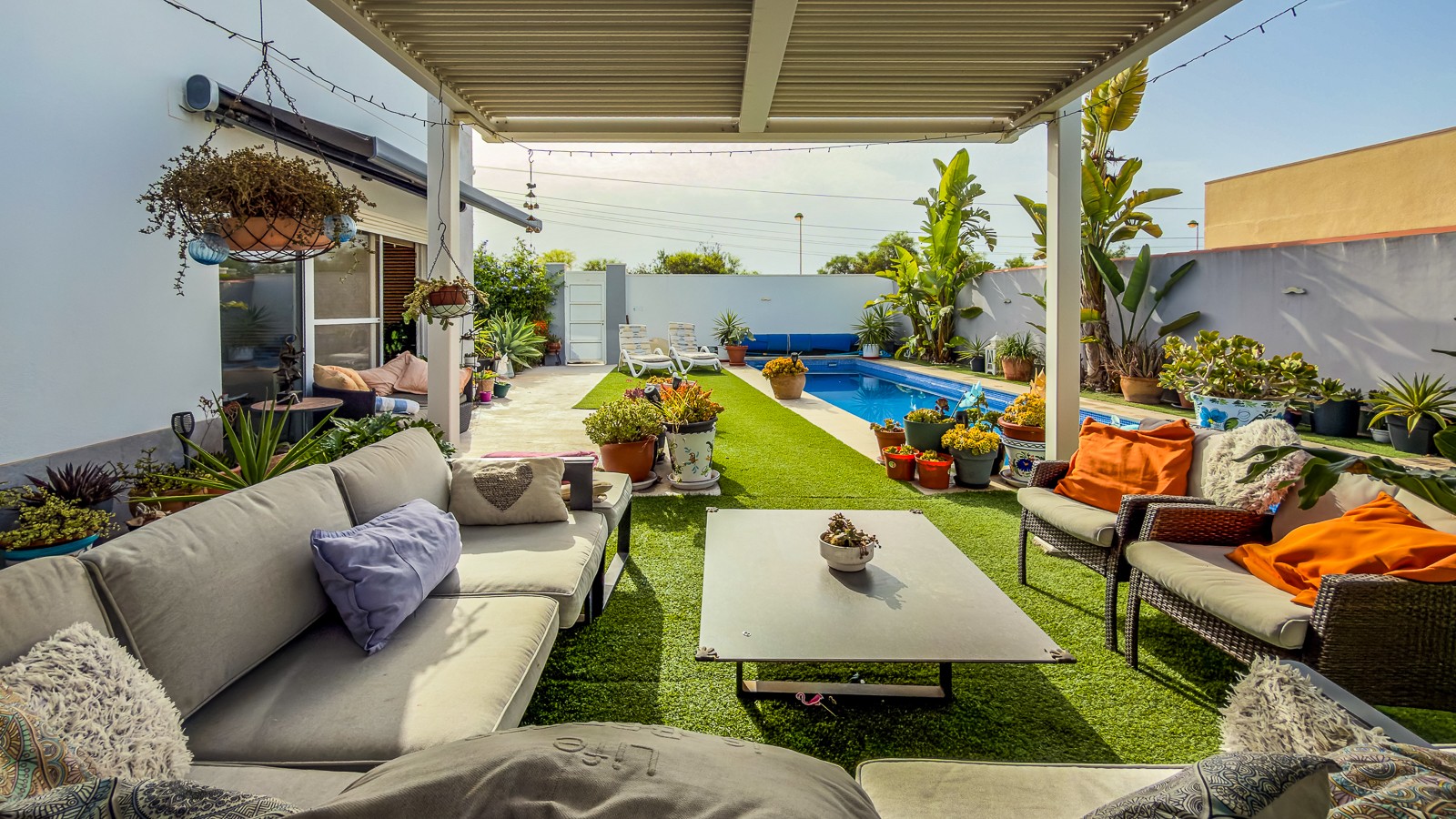 For sale - 2 Bedroom 2 Bathroom Villa in Torrevieja - Costa Blanca  - Alicante