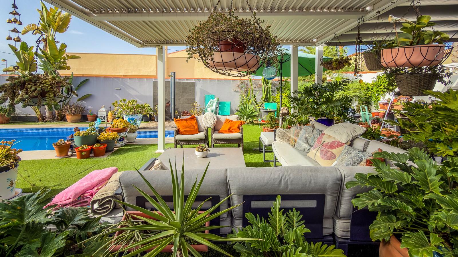For sale - 2 Bedroom 2 Bathroom Villa in Torrevieja - Costa Blanca  - Alicante