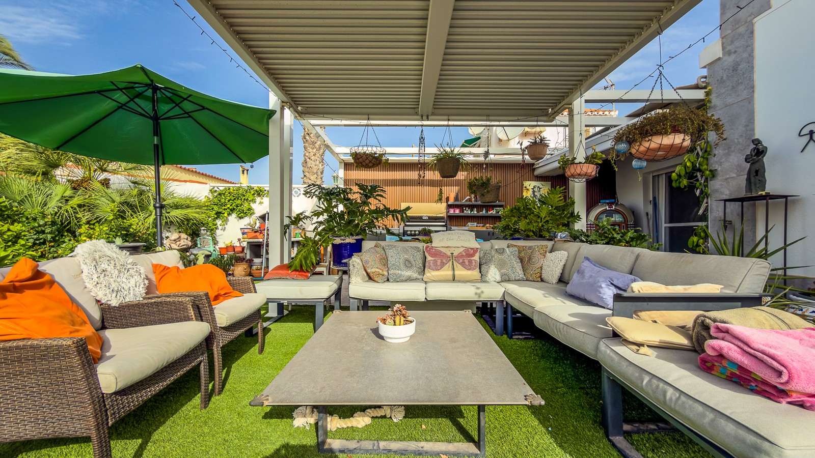 For sale - 2 Bedroom 2 Bathroom Villa in Torrevieja - Costa Blanca  - Alicante