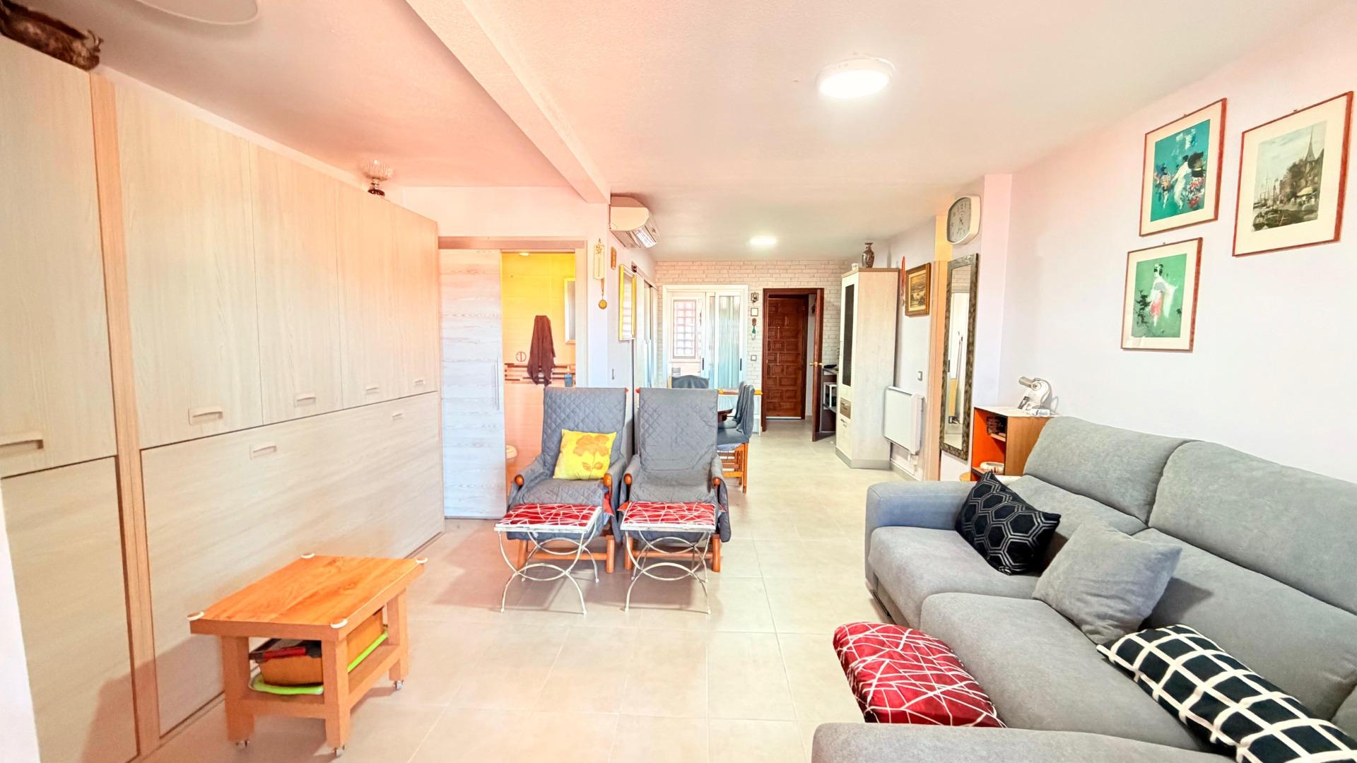For sale - 2 Bedroom 1 Bathroom Apartment in Torrevieja - Playa De Los Naufragos  - Alicante
