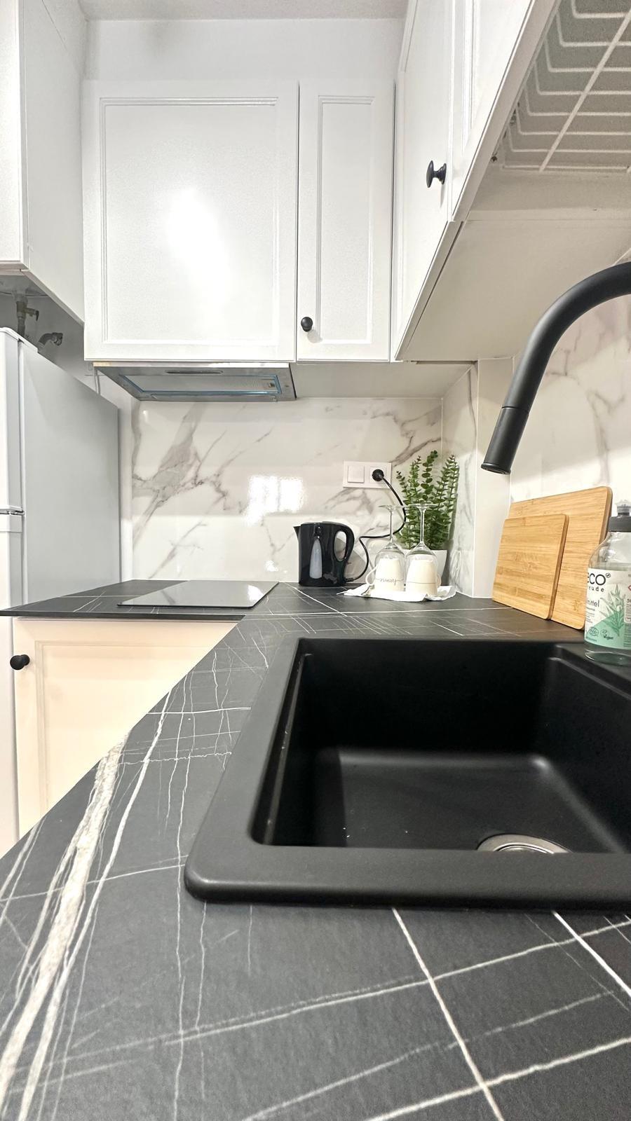 For sale - 2 Bedroom 1 Bathroom Apartment in Torrevieja - Centro  - Alicante
