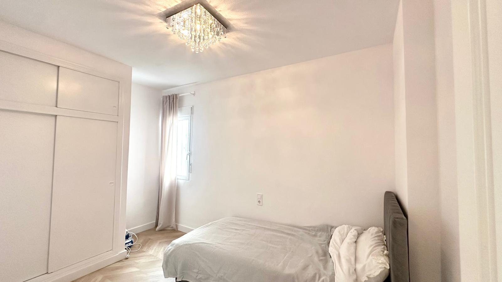 For sale - 2 Bedroom 1 Bathroom Apartment in Torrevieja - Centro  - Alicante
