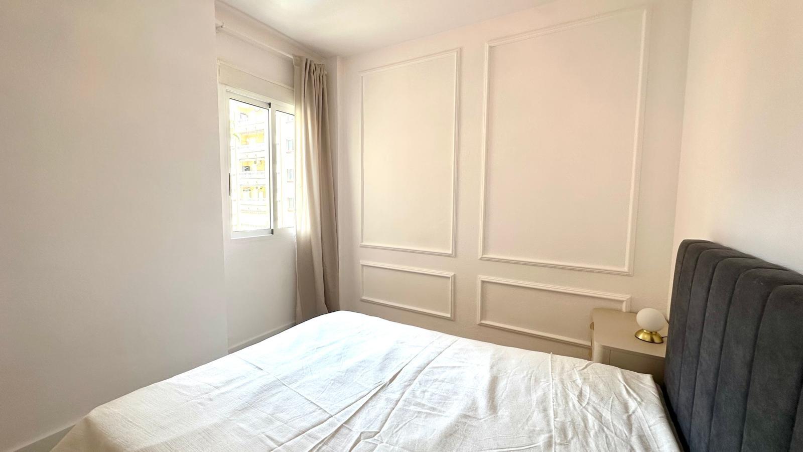 For sale - 2 Bedroom 1 Bathroom Apartment in Torrevieja - Centro  - Alicante
