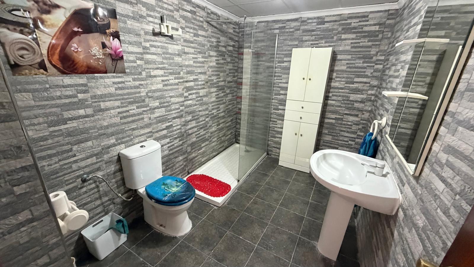 For sale - 2 Bedroom 1 Bathroom Apartment in Torrevieja - Acequion  - Alicante