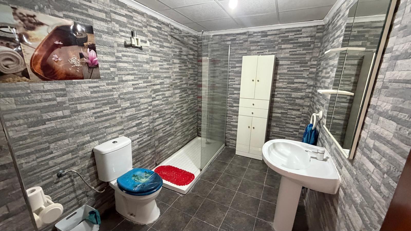 For sale - 2 Bedroom 1 Bathroom Apartment in Torrevieja - Acequion  - Alicante