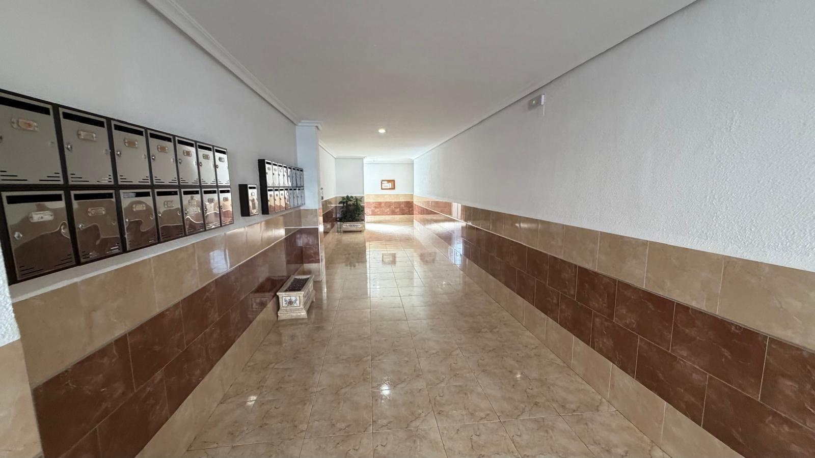 For sale - 2 Bedroom 1 Bathroom Apartment in Torrevieja - Acequion  - Alicante