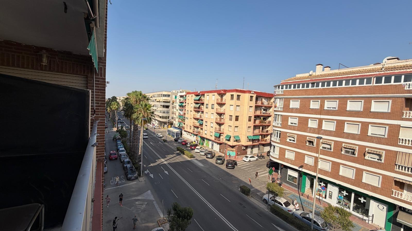 For sale - 2 Bedroom 1 Bathroom Apartment in Torrevieja - Acequion  - Alicante