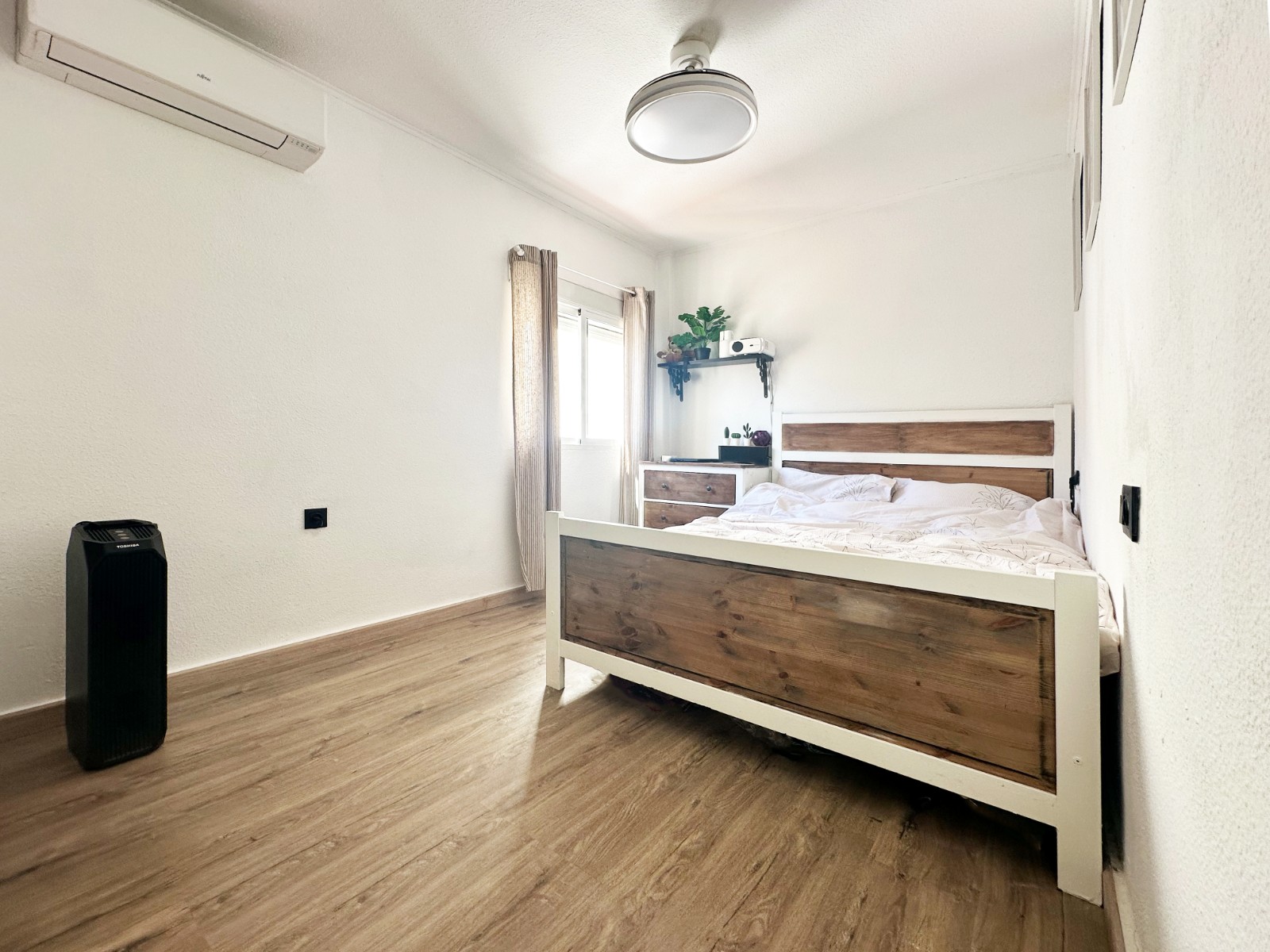 For sale - 2 Bedroom 1 Bathroom Bungalow in Orihuela Costa - Costa Blanca  - Alicante