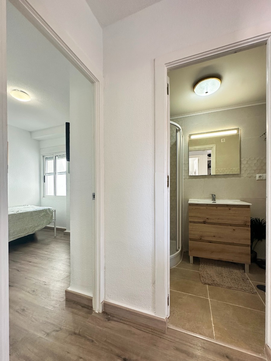 For sale - 2 Bedroom 1 Bathroom Bungalow in Orihuela Costa - Costa Blanca  - Alicante