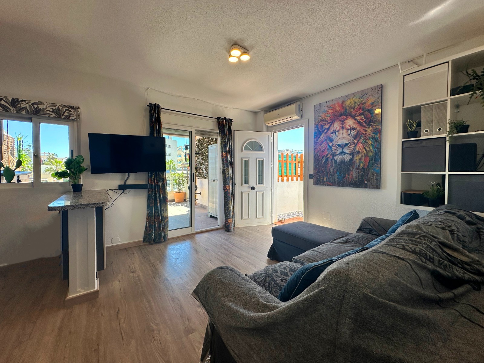 For sale - 2 Bedroom 1 Bathroom Bungalow in Orihuela Costa - Costa Blanca  - Alicante