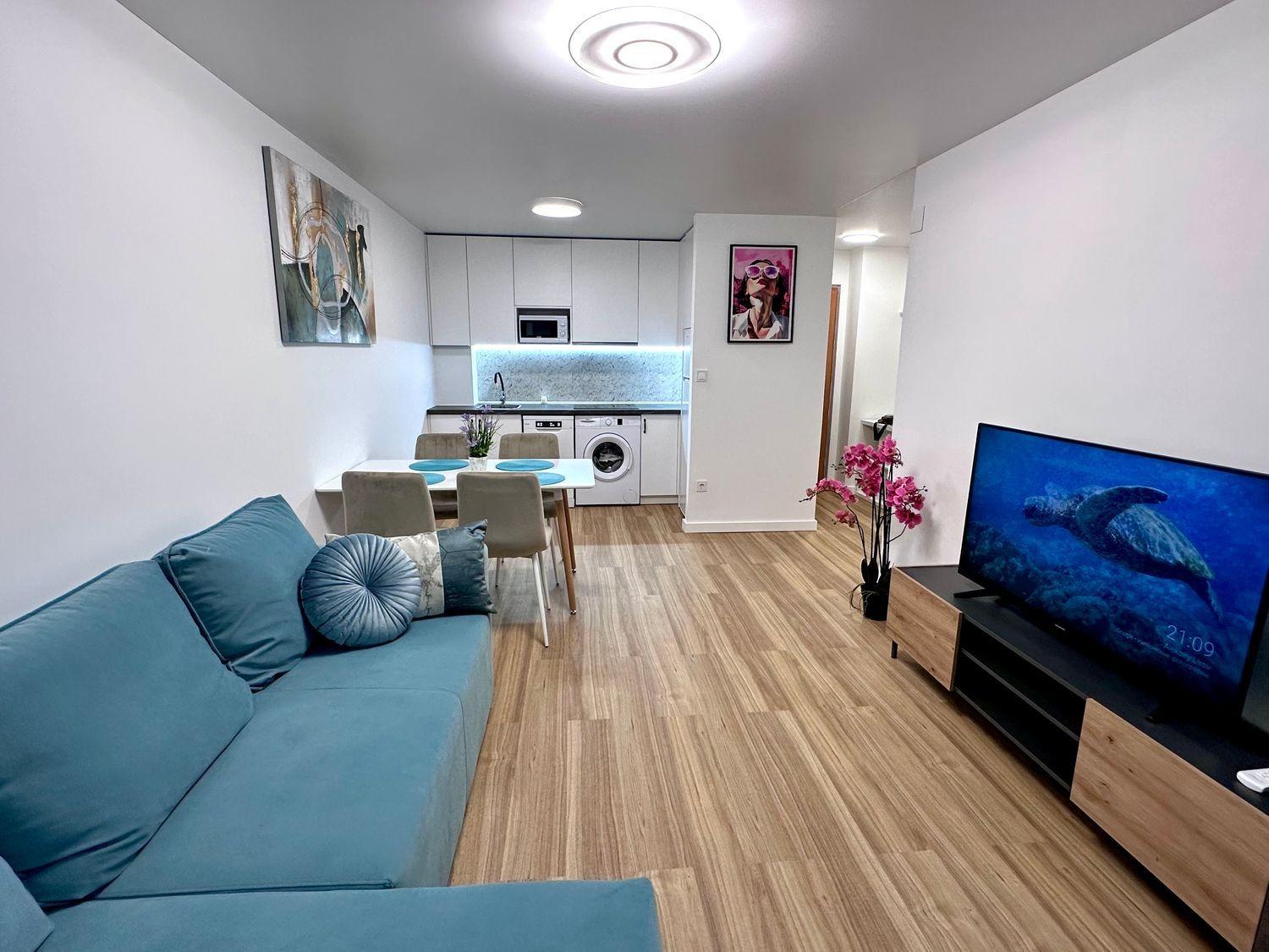 For sale - 2 Bedroom 1 Bathroom Apartment in Torrevieja - Estacion De Autobuses  - Alicante