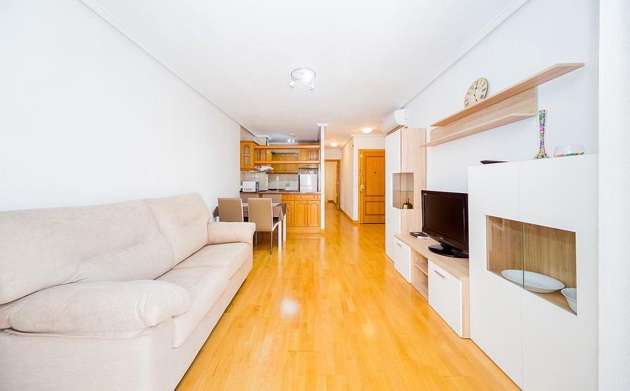 For sale - 2 Bedroom 1 Bathroom Apartment in Torrevieja - Playa Del Cura  - Alicante