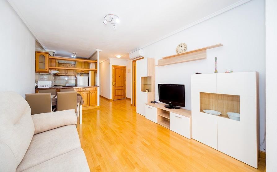 For sale - 2 Bedroom 1 Bathroom Apartment in Torrevieja - Playa Del Cura  - Alicante