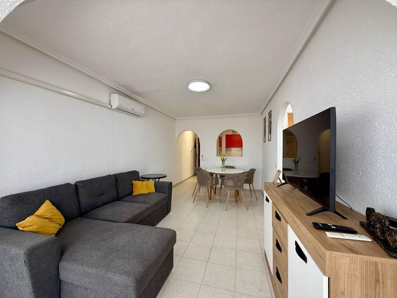 For sale - 2 Bedroom 1 Bathroom Apartment in Torrevieja - Acequion  - Alicante