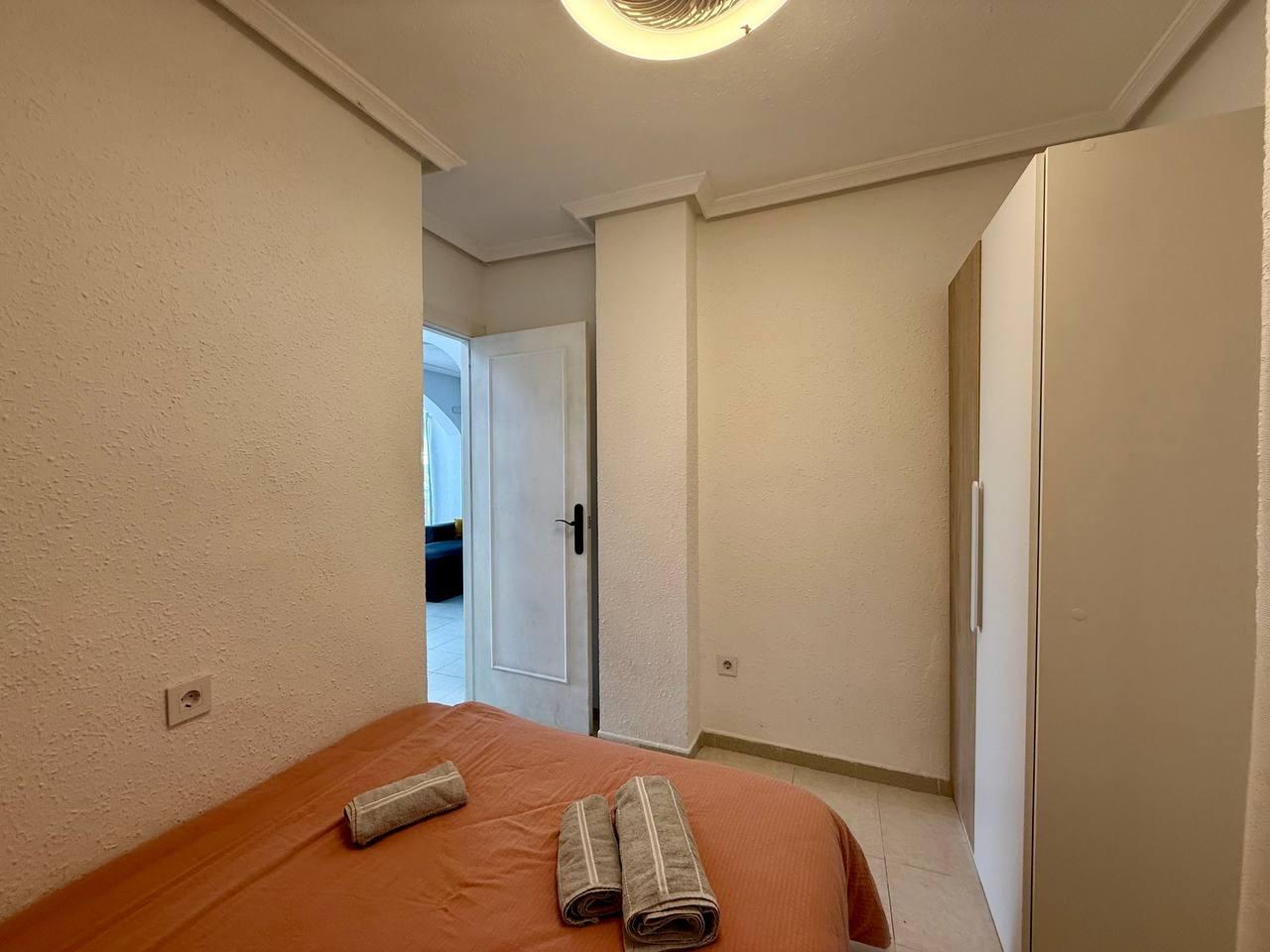 For sale - 2 Bedroom 1 Bathroom Apartment in Torrevieja - Acequion  - Alicante