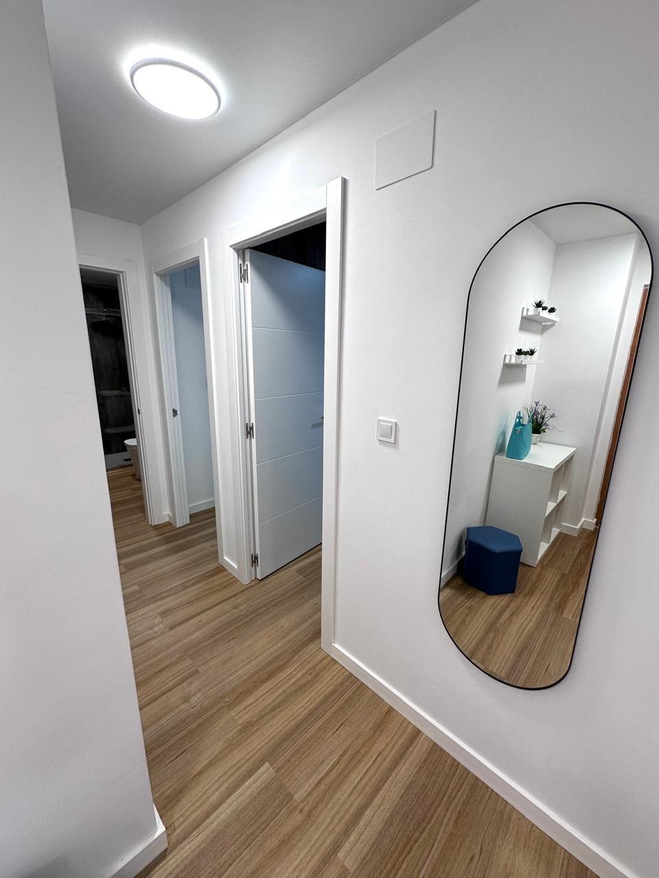 For sale - 2 Bedroom 1 Bathroom Apartment in Torrevieja - Estacion De Autobuses  - Alicante