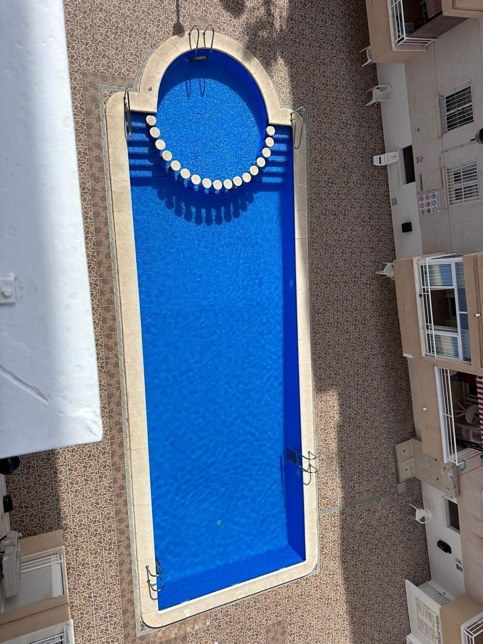 For sale - 2 Bedroom 1 Bathroom Apartment in Torrevieja - Estacion De Autobuses  - Alicante