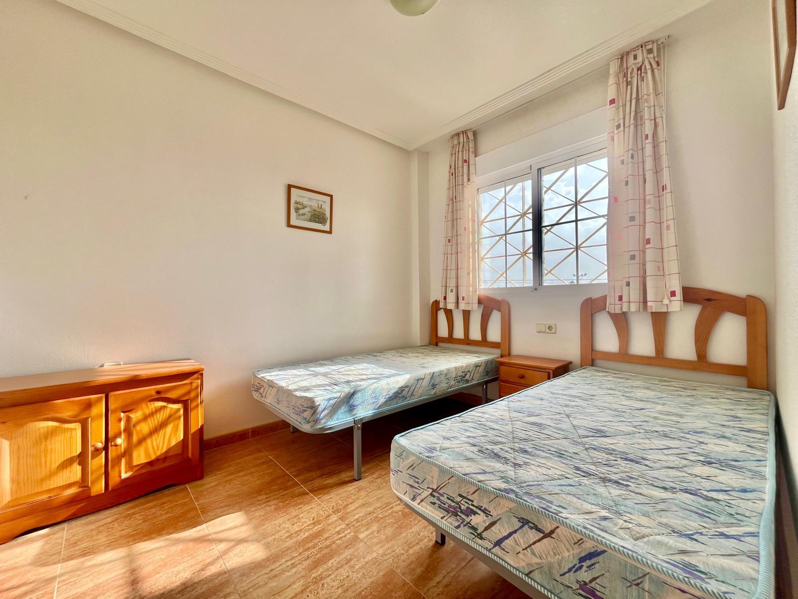 For sale - 2 Bedroom 1 Bathroom Bungalow in Orihuela Costa - La Chismosa  - Alicante