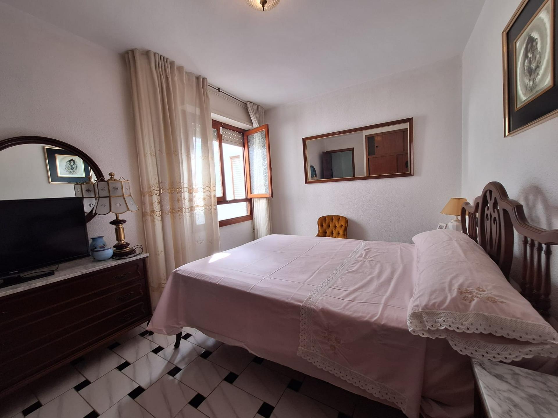 For sale - 3 Bedroom 1 Bathroom Apartment in Torrevieja - Acequion  - Alicante